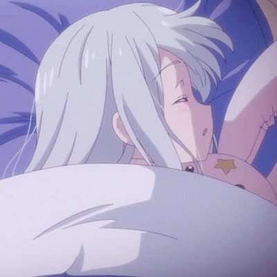 《巫师》改编游戏史：第一个能玩的竟是款短信游戏